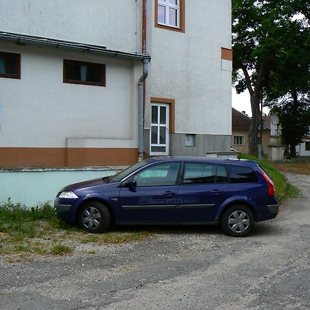 Penzion Cas Hotell Český Rudolec Exteriör bild